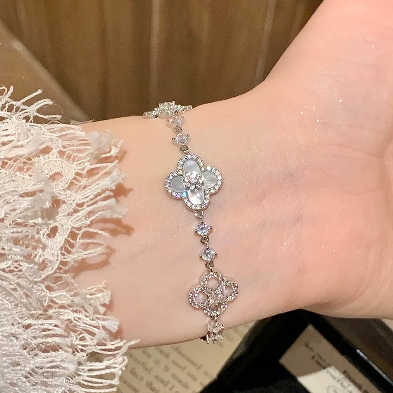 Oakville Cleef Bracelet