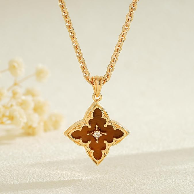 Oakville Gold Clover Necklace