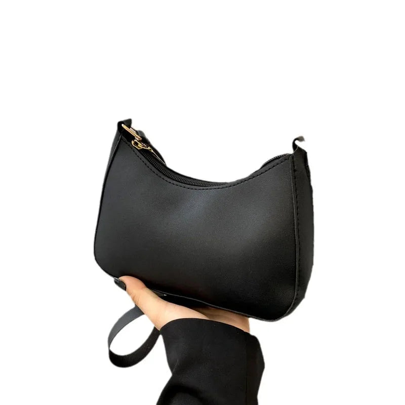 Oakville Forearm Bag