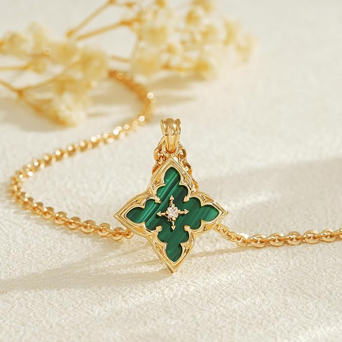 Oakville Gold Clover Necklace