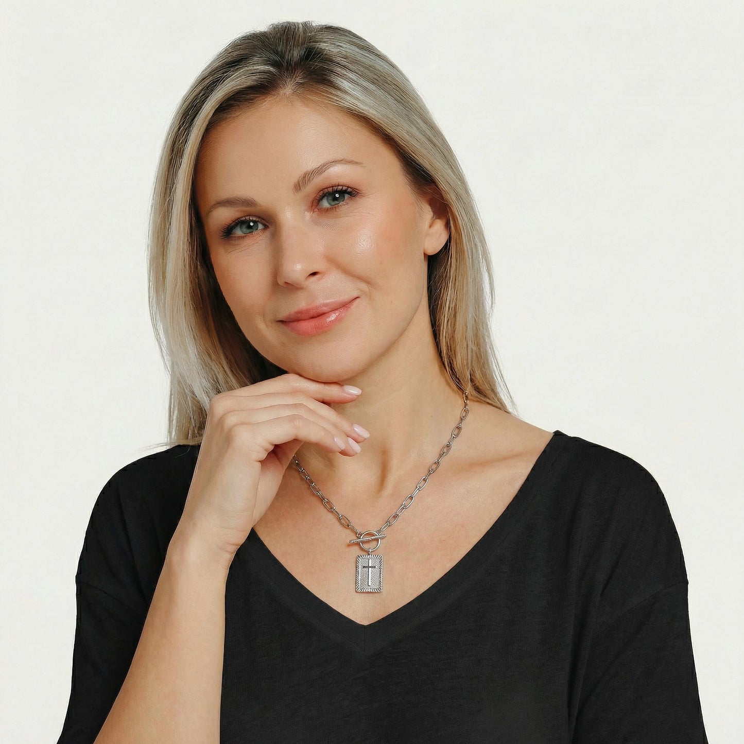 Eternal Pendant Necklace